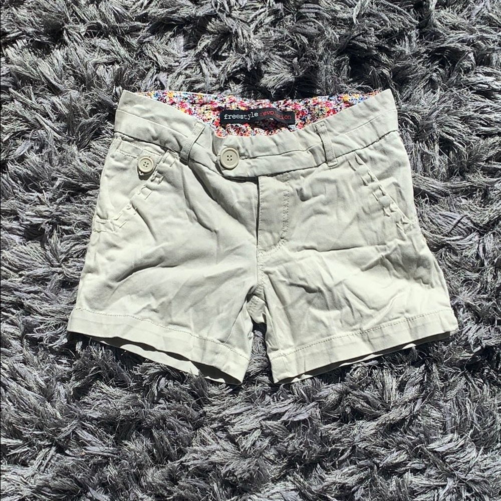 Khaki shorts